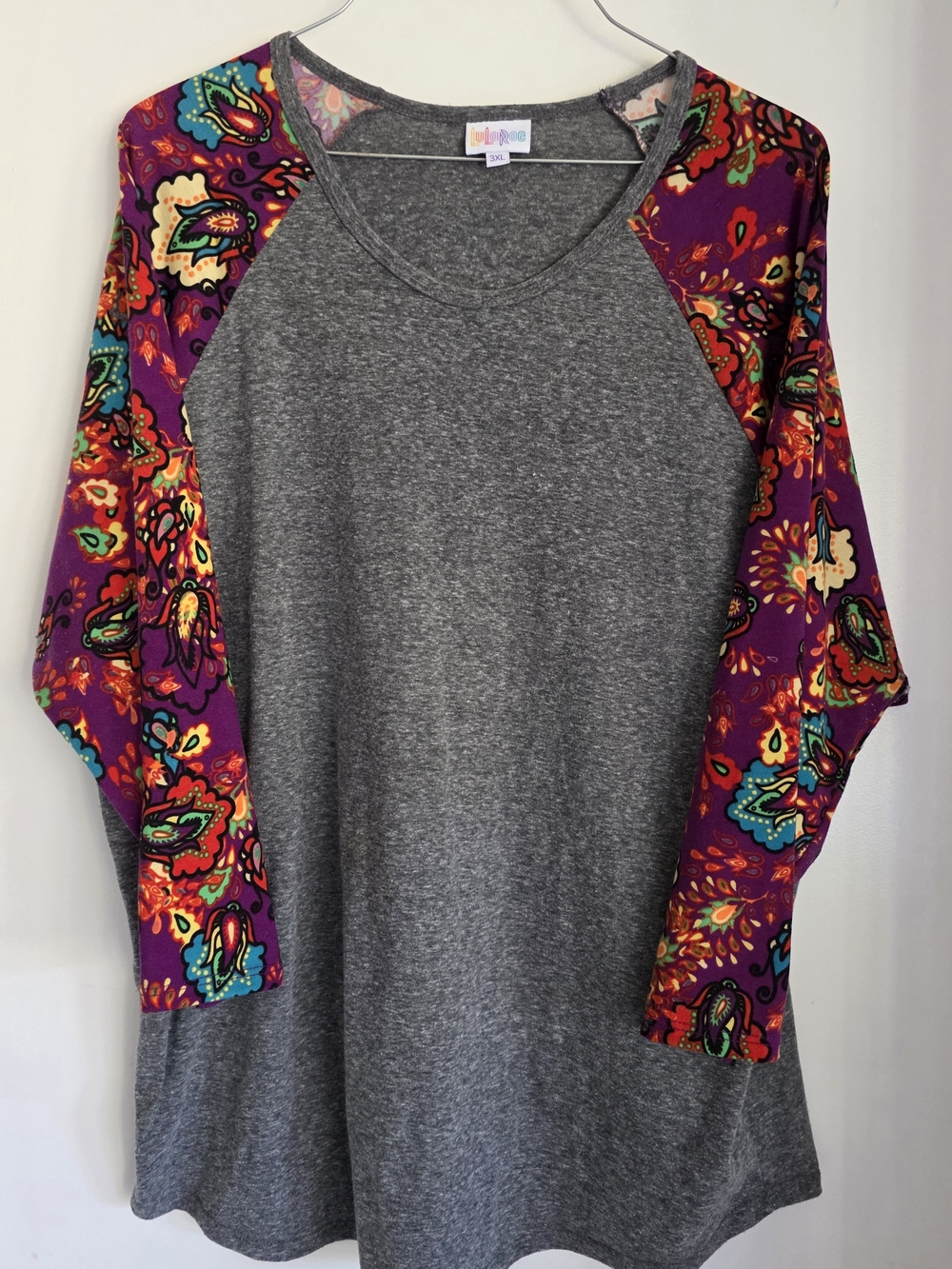 LuLaRoe Randy Gray Tee with Purple Multi-Color Paisley Sleeves 3x